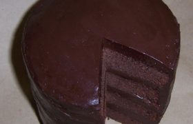 Death By Chocolate Cake - Cafe Hops Bangalore, buy fresh designer / custom cake. Cash on delivery / online payment. Egg less / fat free / sugar free option.