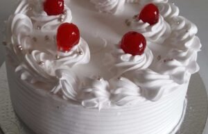 Vanilla Cake Order Online Bangalore. Vanilla Cake Online Delivery Bangalore Cafe Hops.