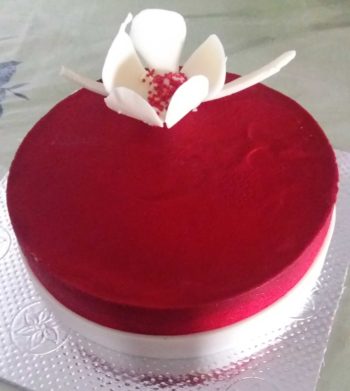 Red Velvet Cheesecake Bangalore - Cafe Hops
