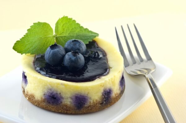 Blueberry Cheesecake order online Bangalore - Cafe Hops. Cakes Home Delivery in Bangalore at your convenient time.