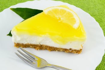 Lemon Cheesecake order online Bangalore - Cafe Hops. Cakes Home Delivery in Bangalore at your convenient time.