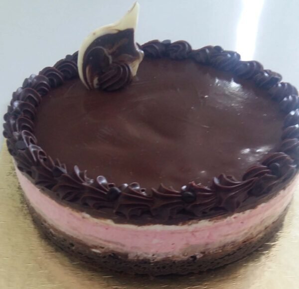 Neapolitan cheesecake order online Bangalore. Cheesecakes Online Order Bangalore