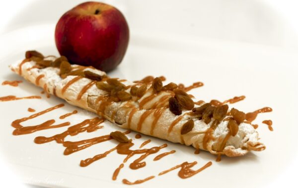 Apple Strudel Order Online Bangalore. Filo Pastry Apple Strudel Online Delivery Bangalore Cafe Hops.