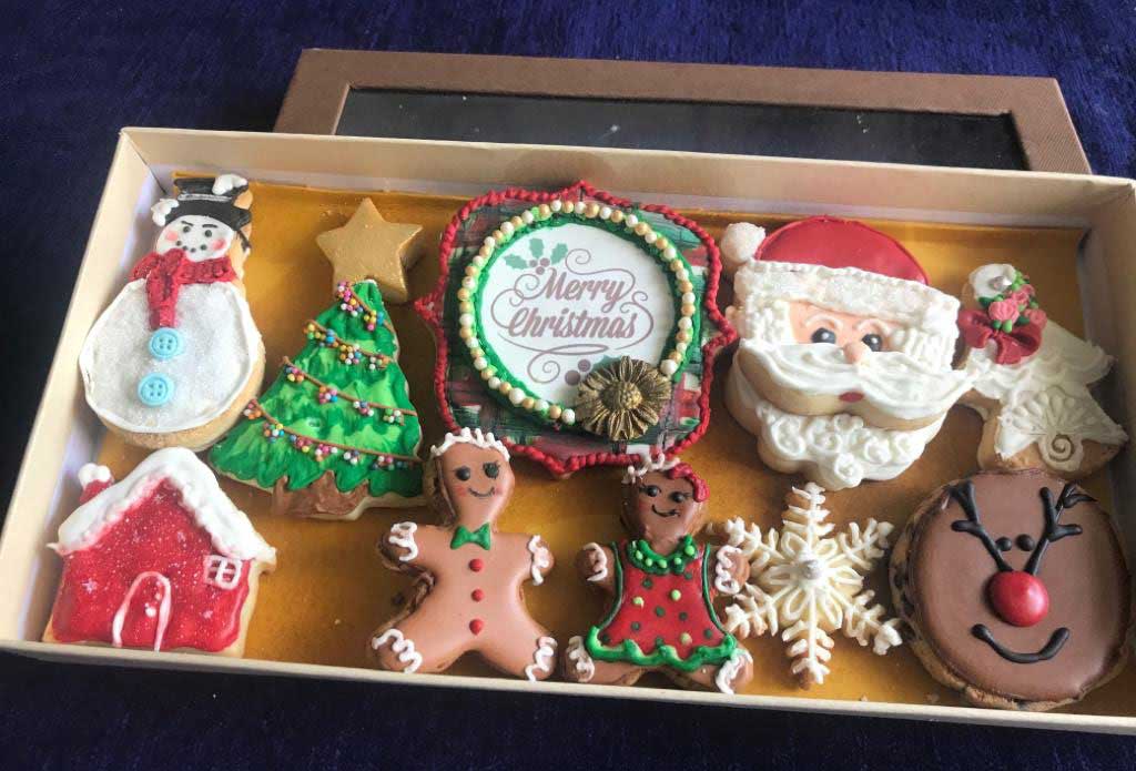 Santa Gift Boxes 2019 Merry Christmas Cake or Sweet Boxes Christmas Gift Box 