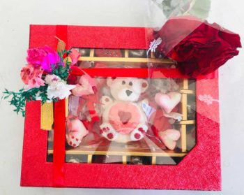 Cutie Pie Valentine Hamper Order Online Bangalore. Valentine Gift Boxes Online Delivery Bangalore Cafe Hops.