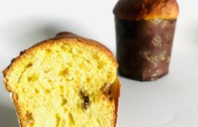 Italian Panettone Order Online Bangalore. Christmas Desserts Online Delivery Bangalore Cafe Hops